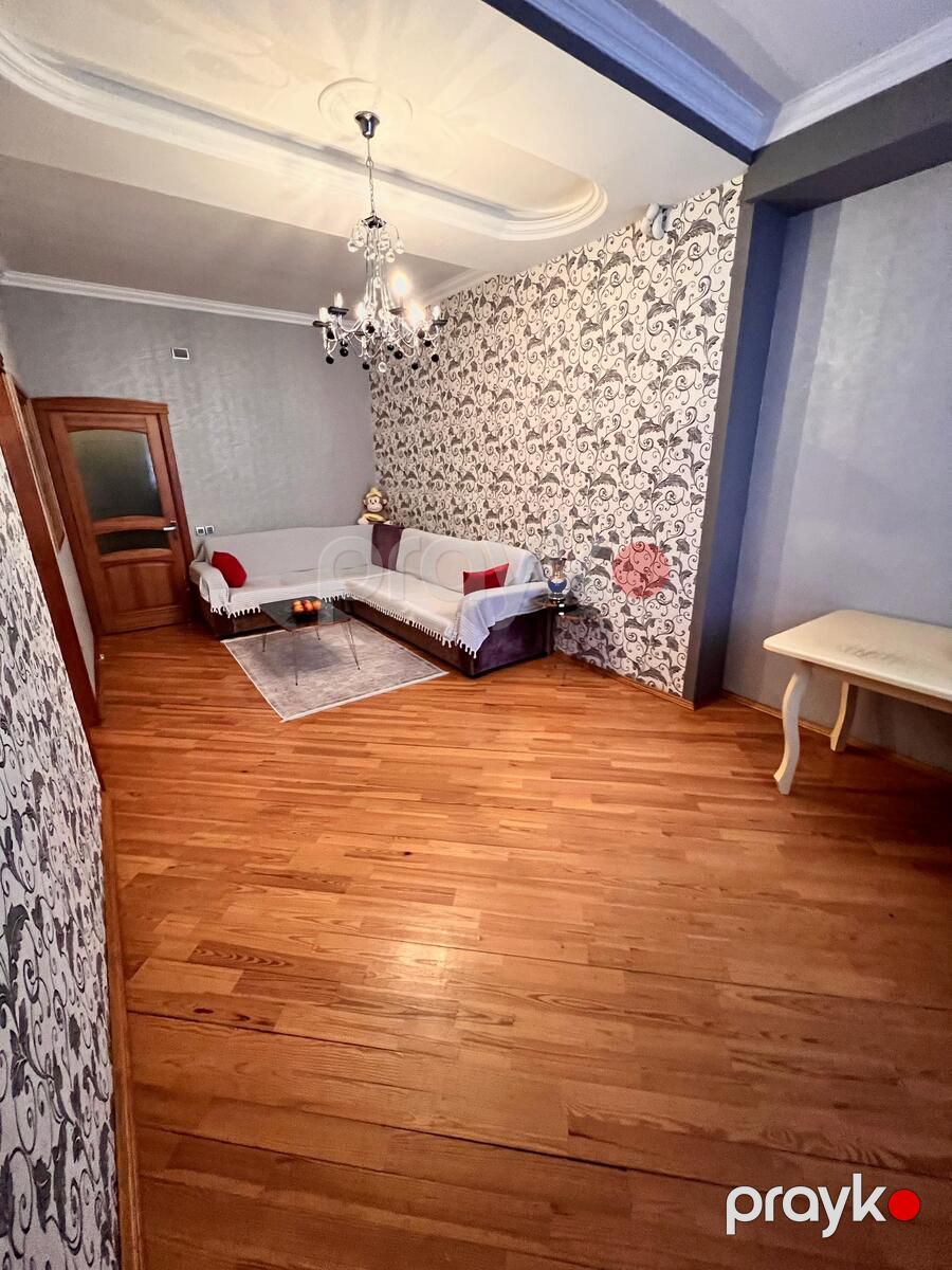 Satılır 3 otaqlı köhnə tikili 70 m² — Mənzil, Bakı (3)