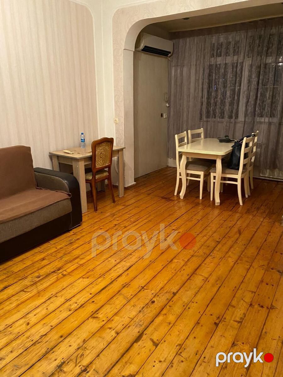 Satılır 2 otaqlı köhnə tikili 45 m² — Mənzil, Bakı (2)