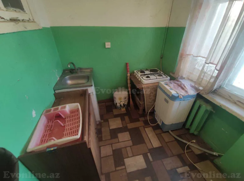 Kirayə verilir 1 otaqlı Mənzil Köhnə tikili 35 m² Bakı, Yasamal r., Elmlər Akademiyası m — Mənzil, Bakı (2)