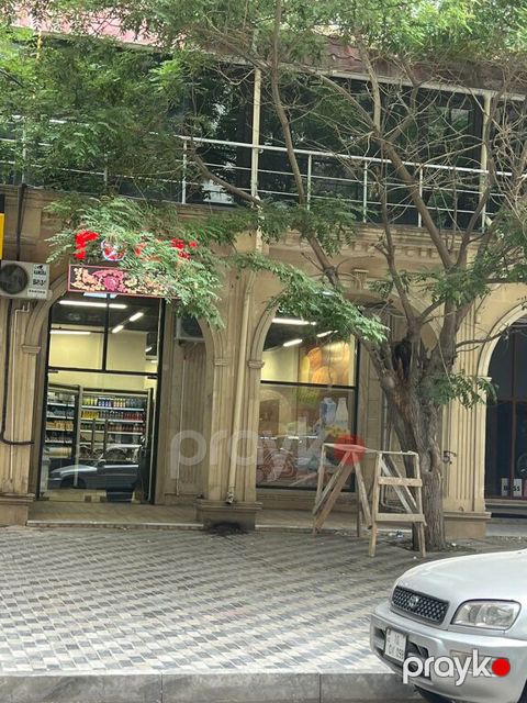 Satılır obyekt 88.8 m² — Bakı
