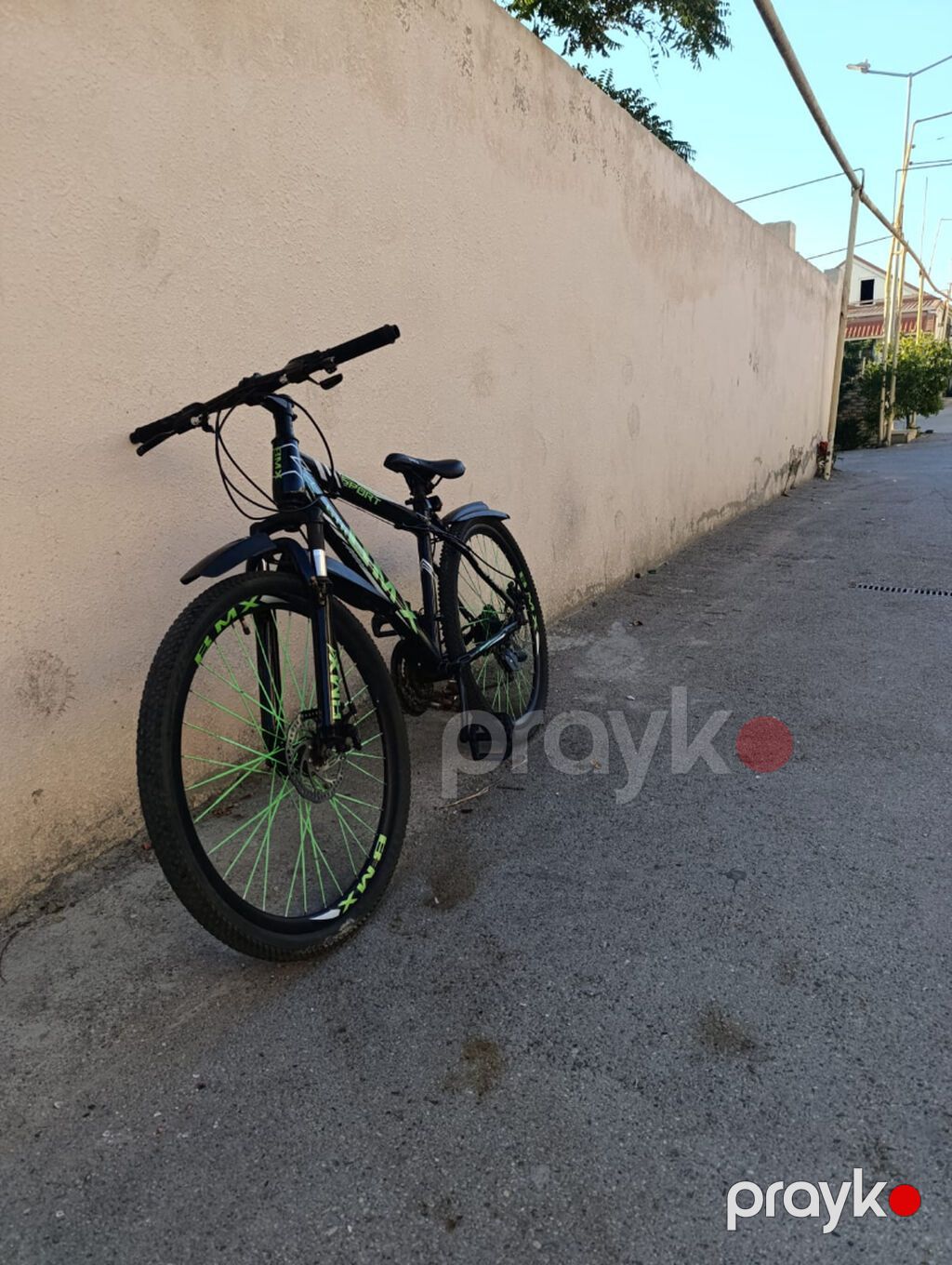 140 manat aşağı yeri 120 onnan aşağı yox tormuzu bombakimi isdeyir — Yol velosipedləri, Bakı (4)