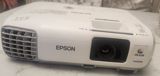 Epson 3LCD proyektor – CB-X30 modeli Xüsusiyyətlər: - 3LCD görüntü — Electronics