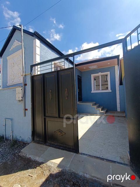 Satılır 2 otaqlı həyət evi/bağ evi 58 m² — Bakı