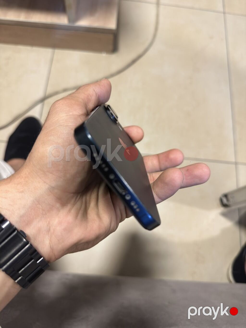 IPhone 16, 128 GB, Black Titanium, Simsiz şarj, Face ID — Apple iPhone, Digah (2)