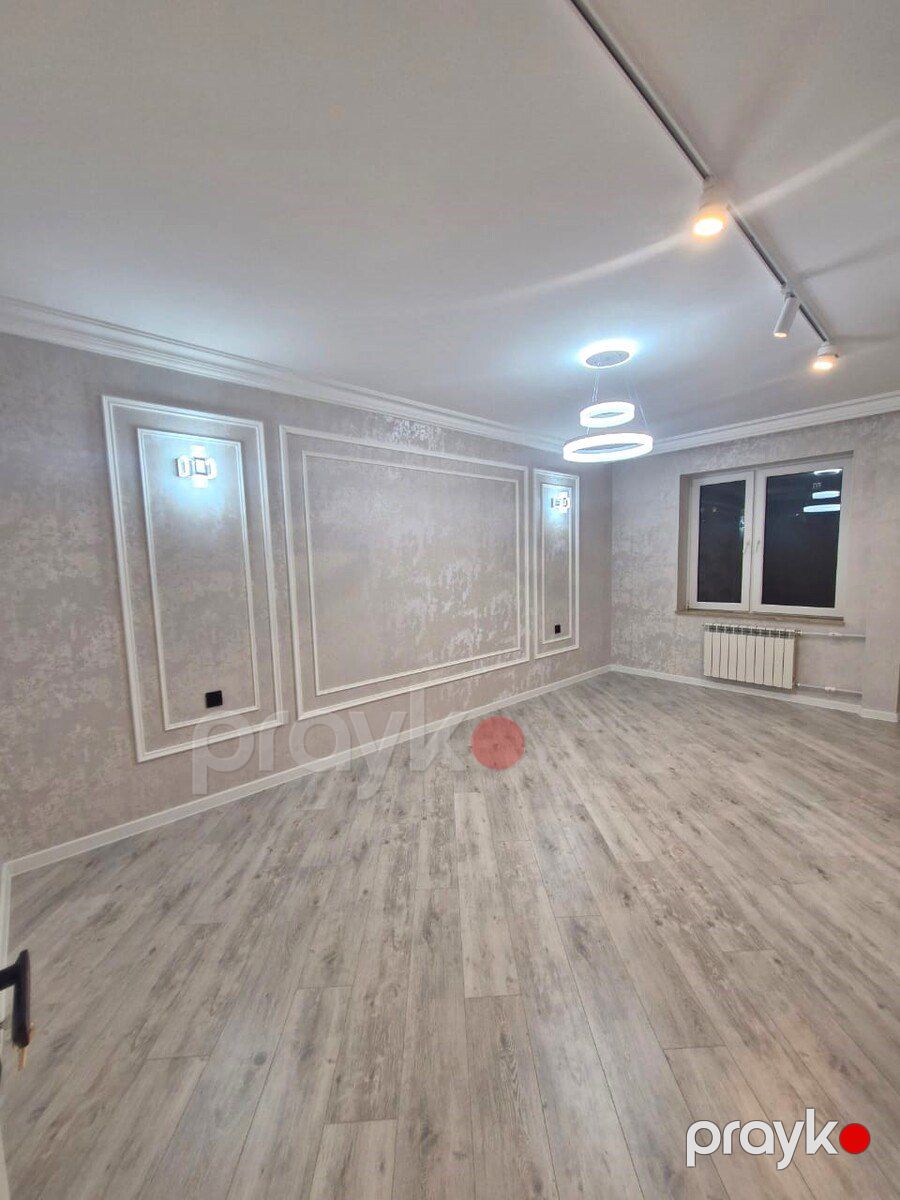 Satılır 4 otaqlı köhnə tikili 85 m² — Mənzil, Bakı (4)