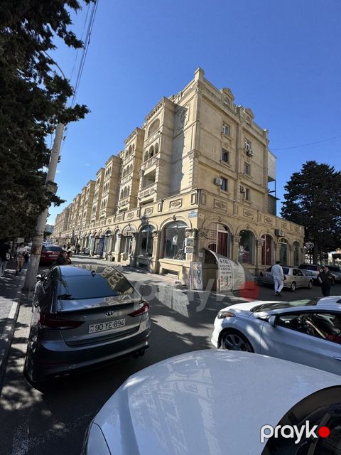Satılır 2 otaqlı köhnə tikili 55 m² — Bakı