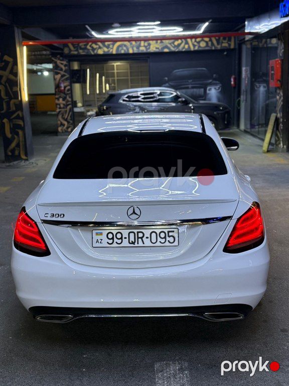 Mercedes C 300, 2.0 L, 2016 il, 163 000 km — Avtomobillər, Bakı (2)