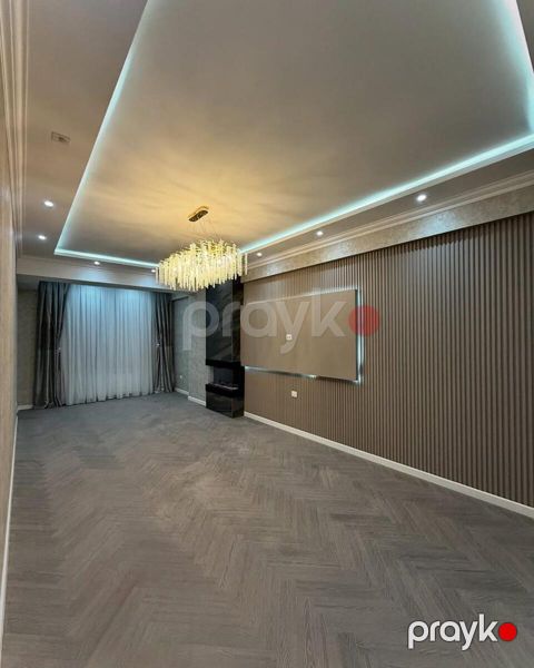 Satılır 3 otaqlı yeni tikili 138 m²