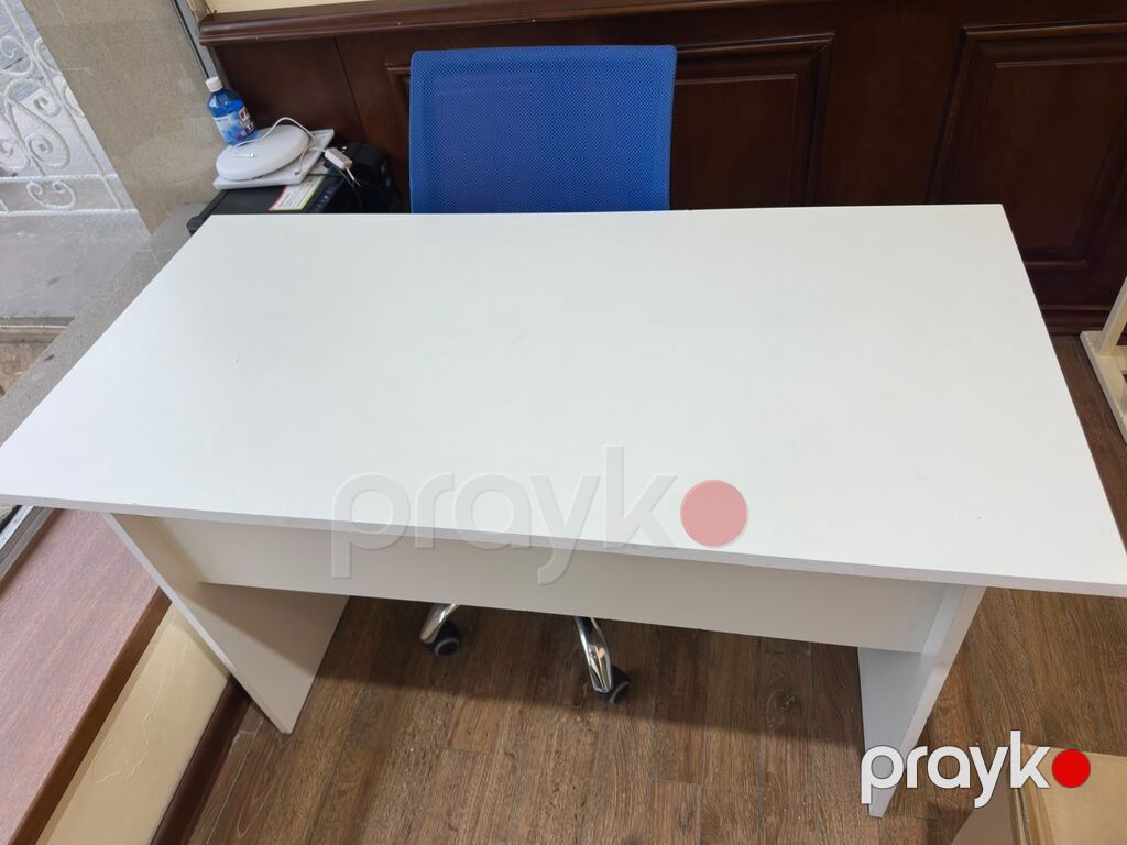 Ofis + yazi masasi tezedir. Qiymet 60 azn Unvan Bineqedi. Vesile 0824 — Ofis mebeli, Mehdiabad (2)
