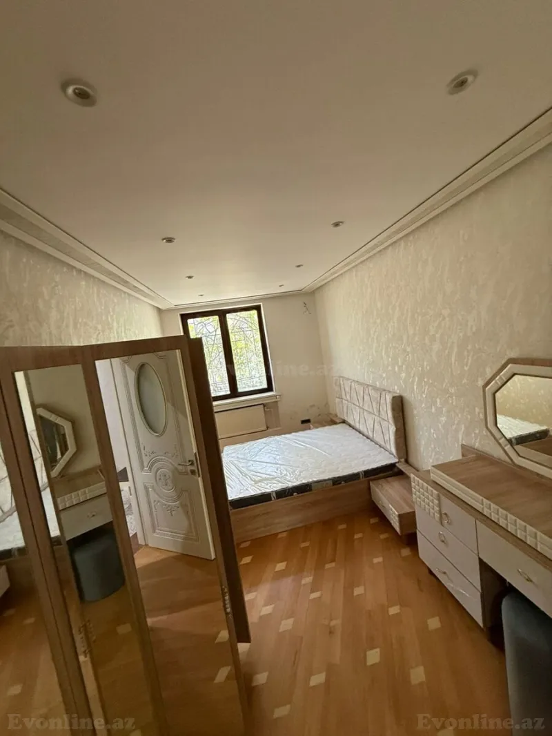 Kirayə verilir 3 otaqlı Mənzil Köhnə tikili 120 m² Bakı, Nəsimi r — Mənzil, Bakı (8)
