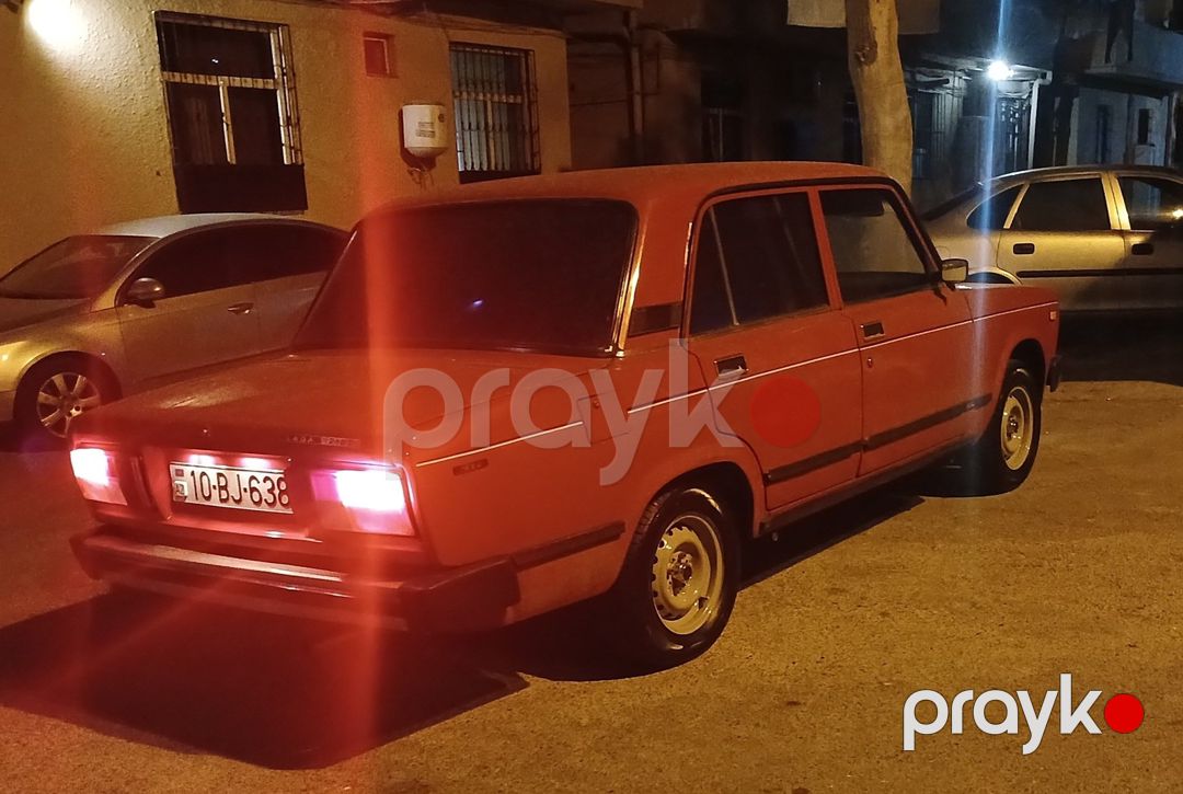 Lada (vaz) 2105, 1988 il — Avtomobillər, Bakı (4)