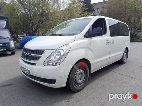 Hyundai H-1, 2.5 L, 2010 il, 500 000 km — Bakı