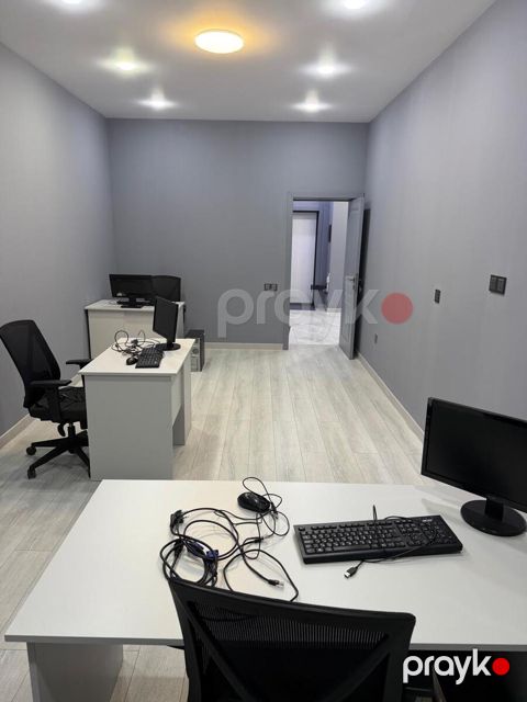 İcarəyə verilir 3 otaqlı ofis 137 m² — Bakı
