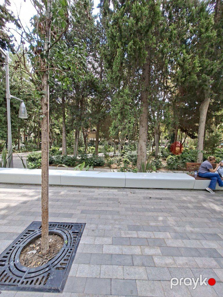 Satılır 4 otaqlı köhnə tikili 100 m² — Mənzil, Bakı (7)