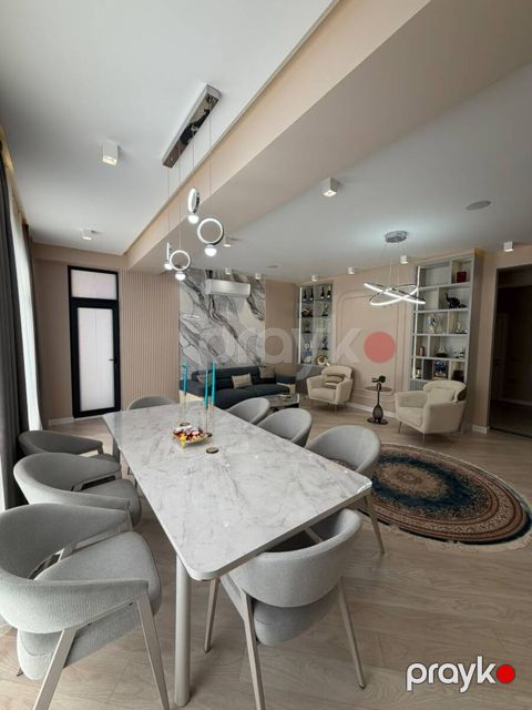 İcarəyə verilir 4 otaqlı yeni tikili 150 m²