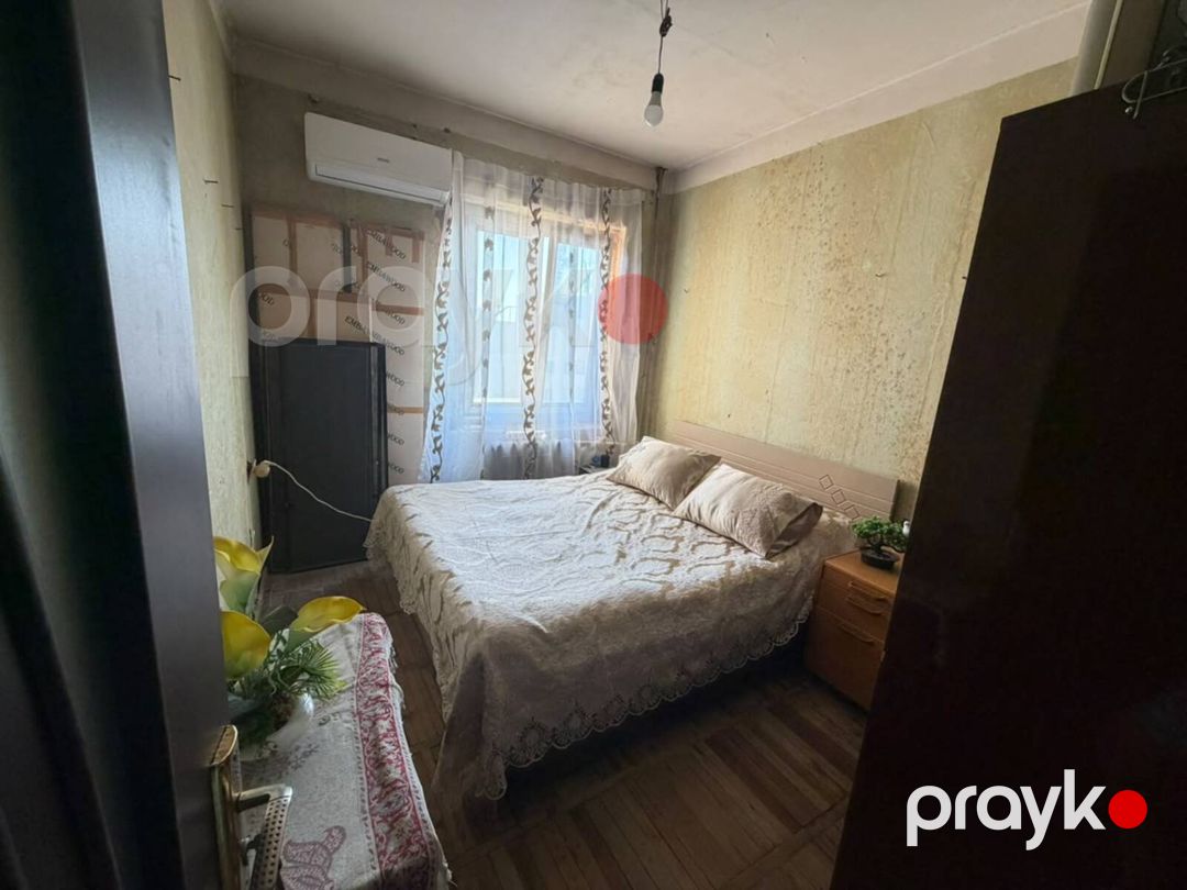 Satılır 4 otaqlı köhnə tikili 90 m² — Mənzil, Bakı (2)