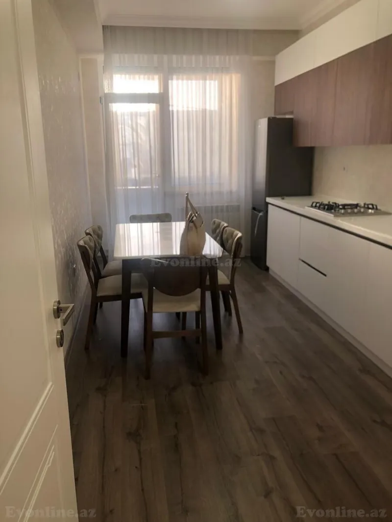 Kirayə verilir 3 otaqlı Mənzil Yeni tikili 110 m² Bakı, Yasamal r., 20 Yanvar m — Bakı