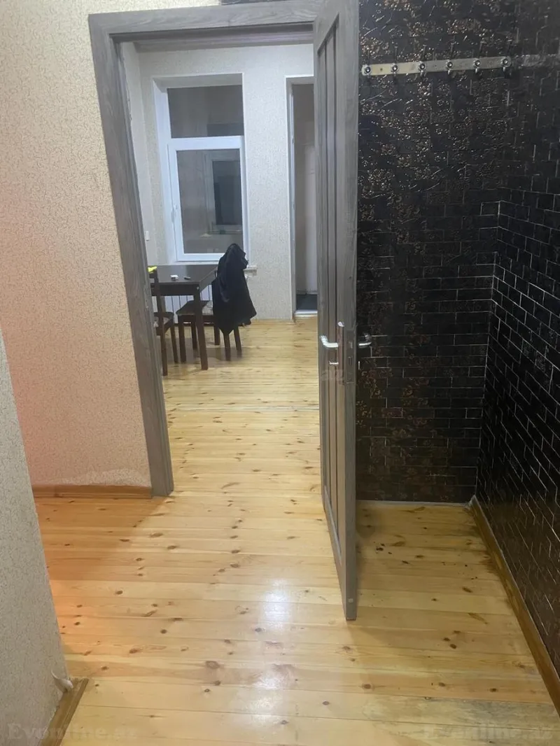Kirayə verilir 1 otaqlı Mənzil Köhnə tikili 50 m² Bakı, Abşeron r — Mənzil, Bakı (7)