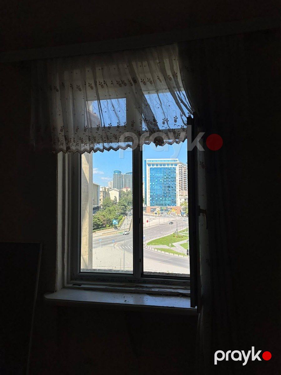 Satılır 2 otaqlı köhnə tikili 60 m² — Mənzil, Bakı (2)