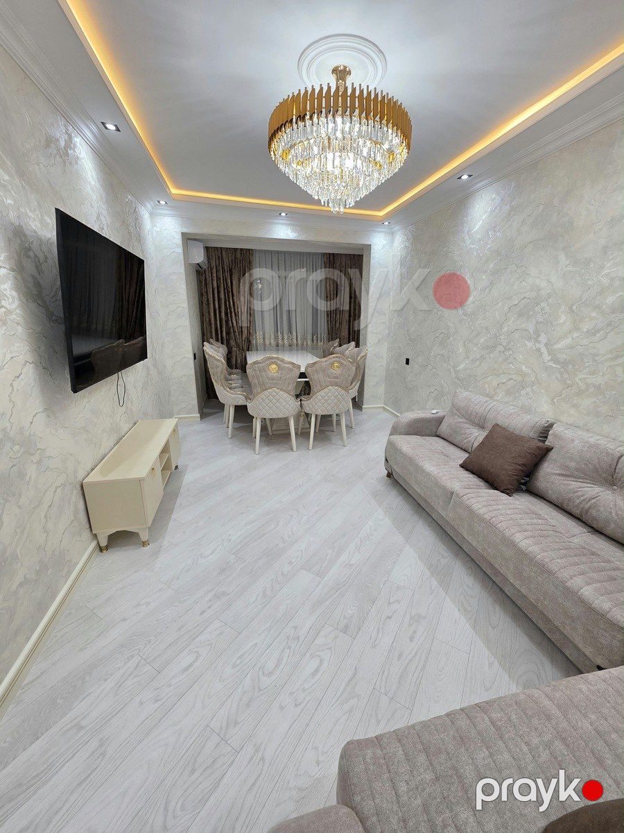 Satılır 4 otaqlı köhnə tikili 105 m² — Mənzil, Bakı (2)