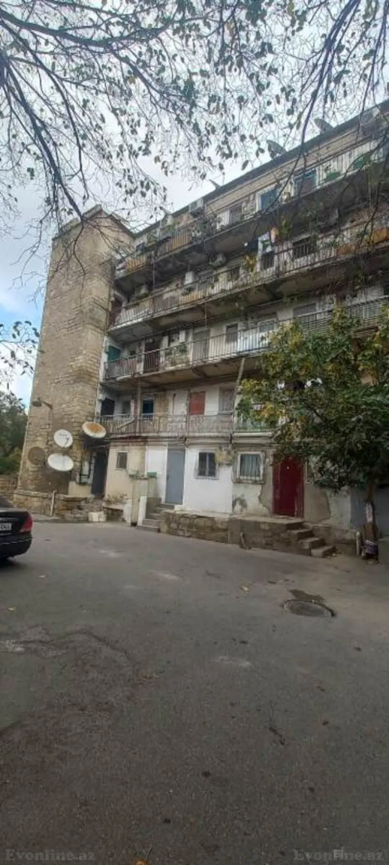 Satılır 2 otaqlı Mənzil Köhnə tikili 30 m² Bakı, Yasamal r., Elmlər Akademiyası m — Bakı