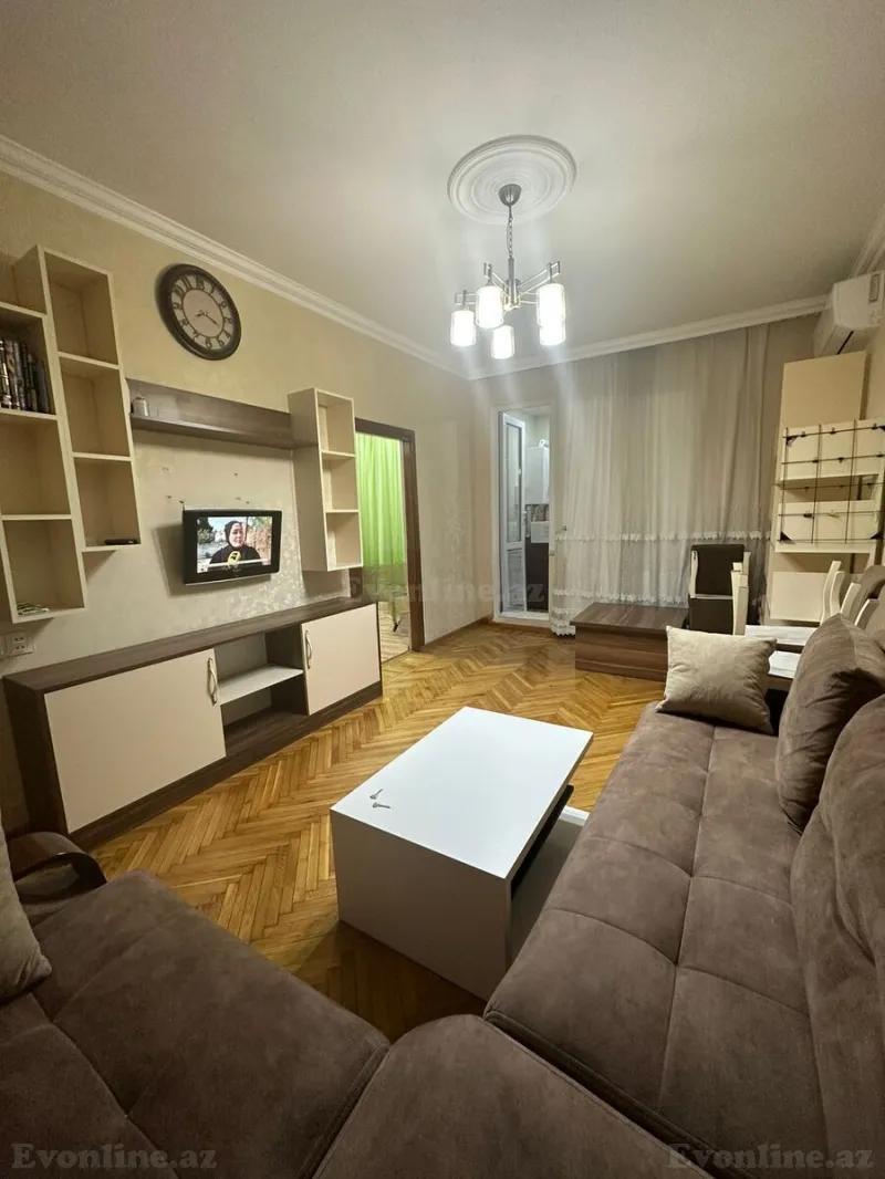 Kirayə verilir 2 otaqlı Mənzil Köhnə tikili 55 m² Bakı, Nəsimi r., Nəsimi m — Bakı