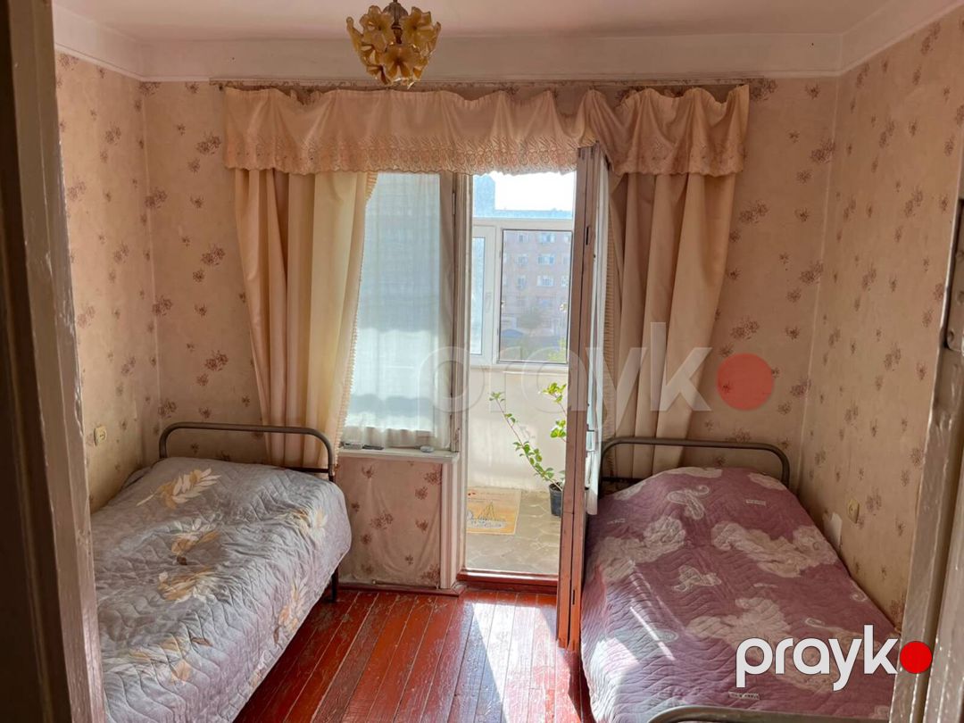 Satılır 4 otaqlı köhnə tikili 100 m² — Mənzil, Bakı (8)