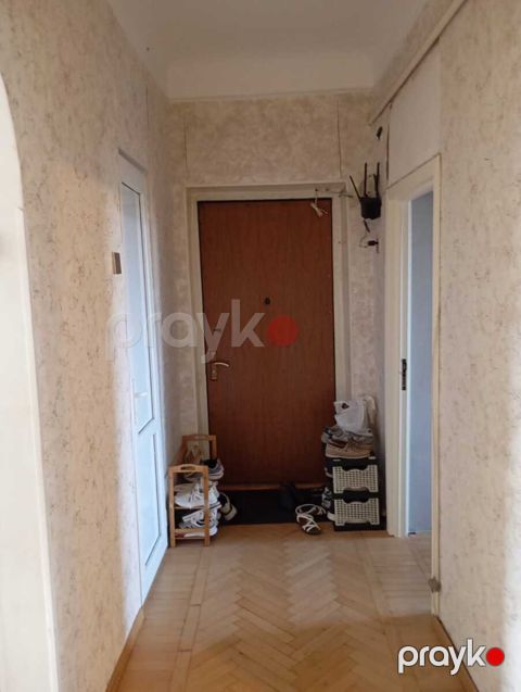 Satılır 3 otaqlı köhnə tikili 83 m² — Bakı