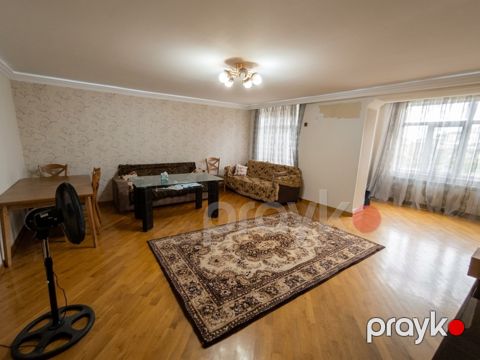 Satılır 3 otaqlı köhnə tikili 80 m² — Bakı