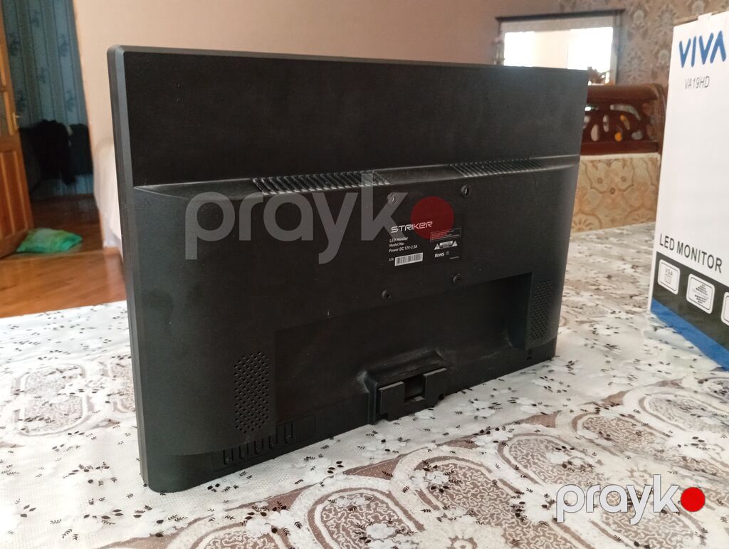 Strıker LED monitor - Ekran diaqonalı: təxminən 19" - manitoru — Monitorlər, Xırdalan (2)