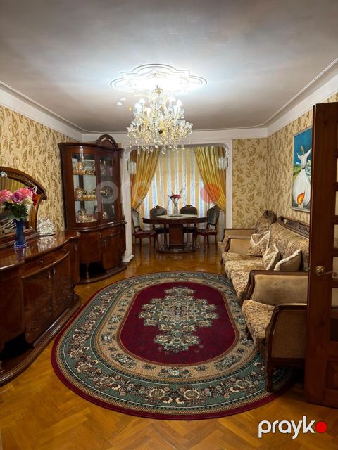Satılır 3 otaqlı köhnə tikili 65 m² — Bakı
