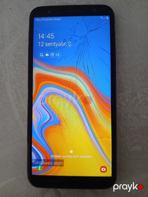 Samsung Galaxy J6 Gold 32GB/2GB — Bakı