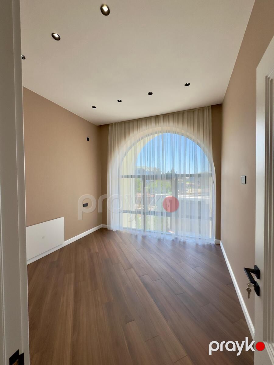 Satılır 4 otaqlı həyət evi/bağ evi 140 m² — Ev, villa, Bakı (12)