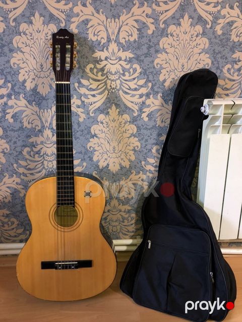 Klassik gitara — Bakı