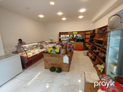 Satılır obyekt 50 m² — Bakı