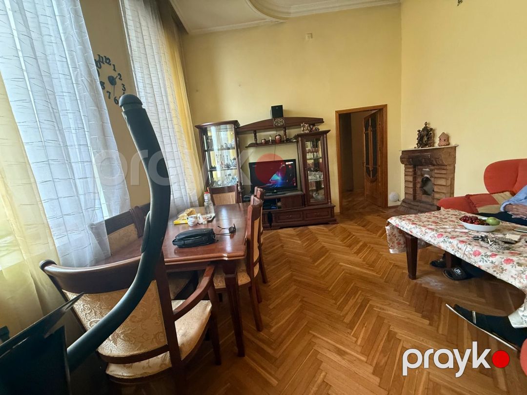 Satılır 4 otaqlı köhnə tikili 105 m² — Mənzil, Bakı (7)