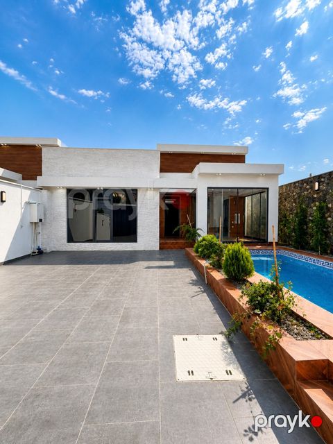 Satılır 4 otaqlı həyət evi/bağ evi 155 m² — Bakı