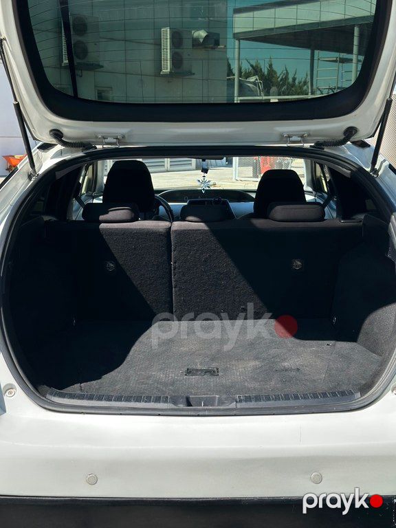 Toyota Prius, 1.8 L, 1.3 kWh, 2019 il, 179 000 km — Avtomobillər, Bakı (9)