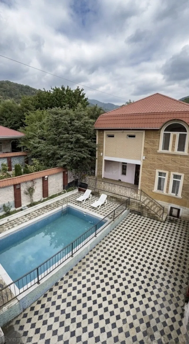 Kirayə verilir 4 otaqlı Həyət evi 180 m² Qəbələ — Qəbələ