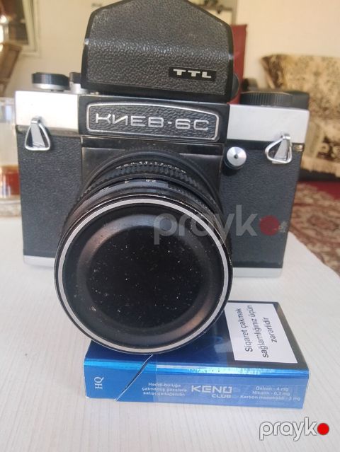 Kiev-6C orta formatlı plyonka fotoaparat - TTL prizması ilə təchiz — Digah