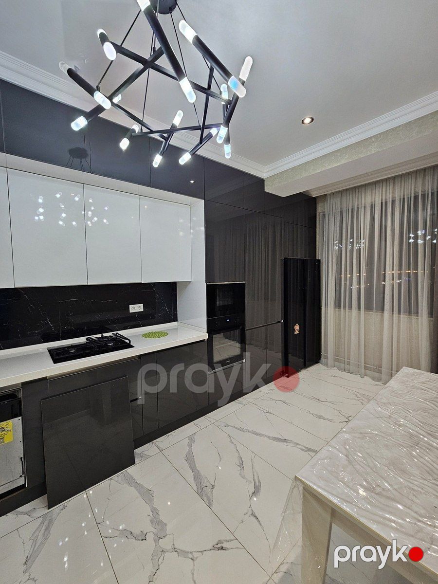 İcarəyə verilir 3 otaqlı yeni tikili 140 m² — Mənzil, Bakı (11)