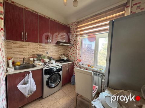 Satılır 2 otaqlı köhnə tikili 58 m²