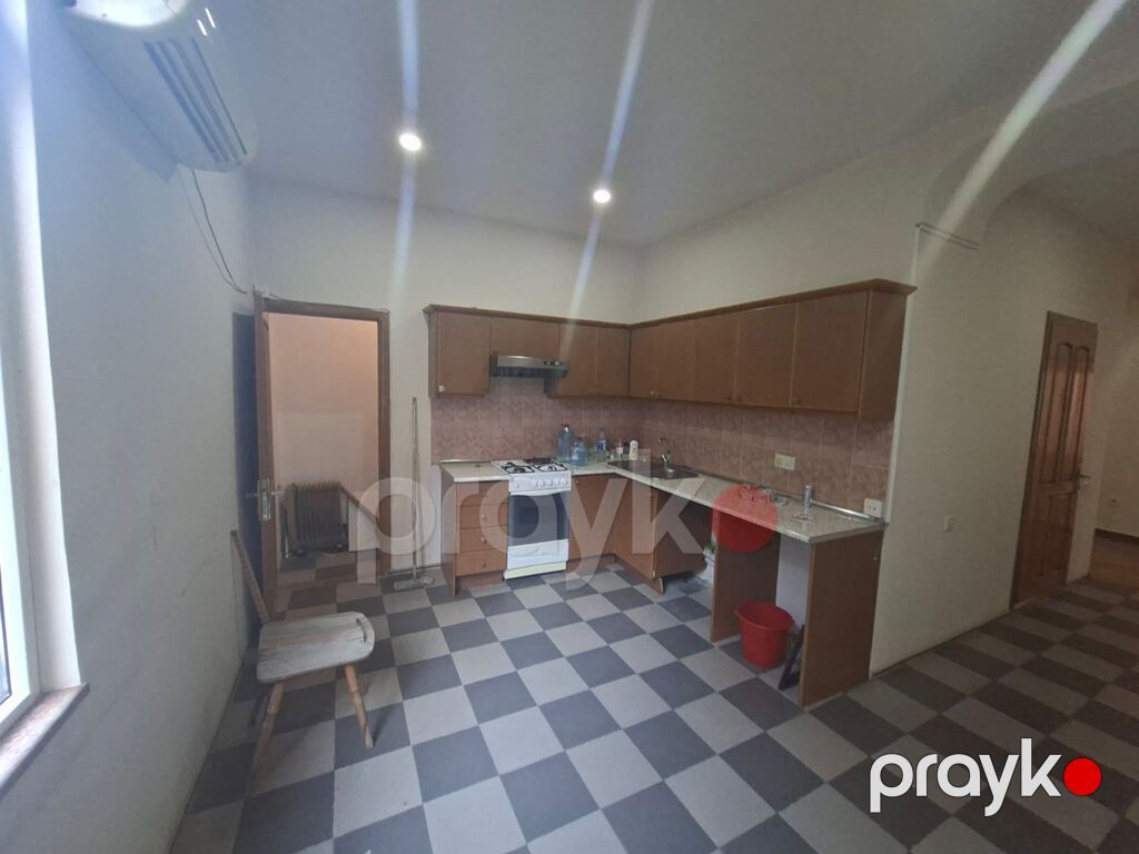 Bakı, 3 otaqlı, Köhnə tikili, 103 kv. m — Mənzil, Bakı (9)