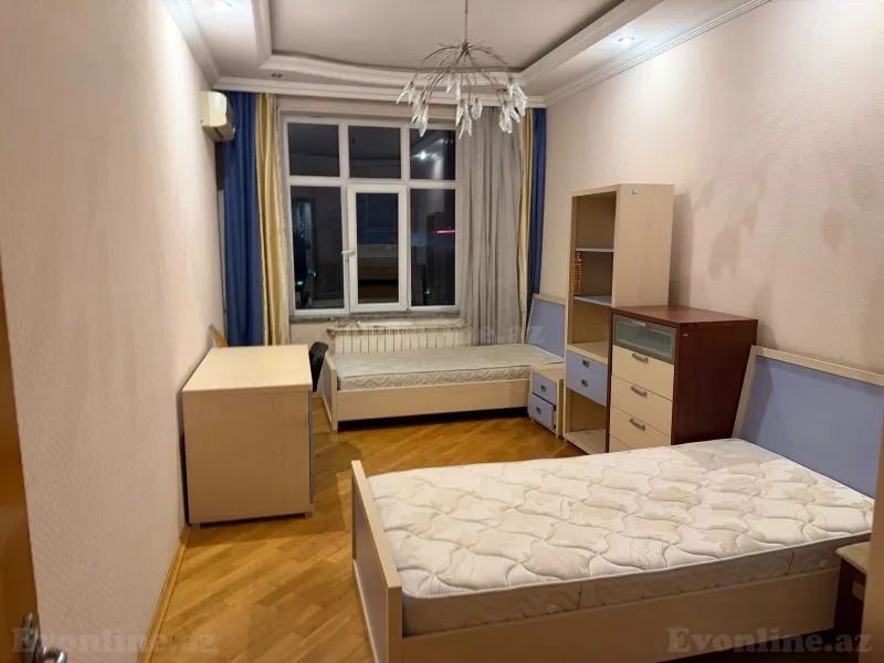 Kirayə verilir 3 otaqlı Mənzil Yeni tikili 165 m² Bakı, Nərimanov r., Gənclik m — Pərviz bəy