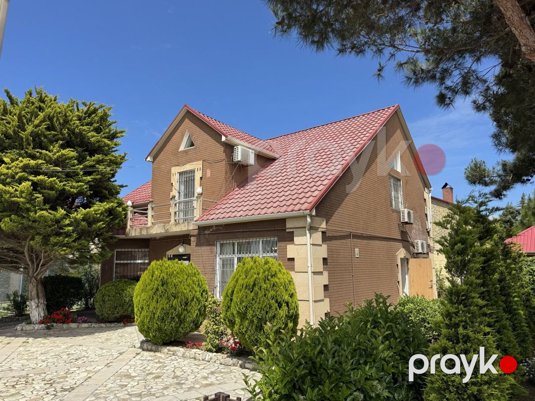 Satılır 4 otaqlı həyət evi/bağ evi 200 m² — Ev, villa, Bakı (3)