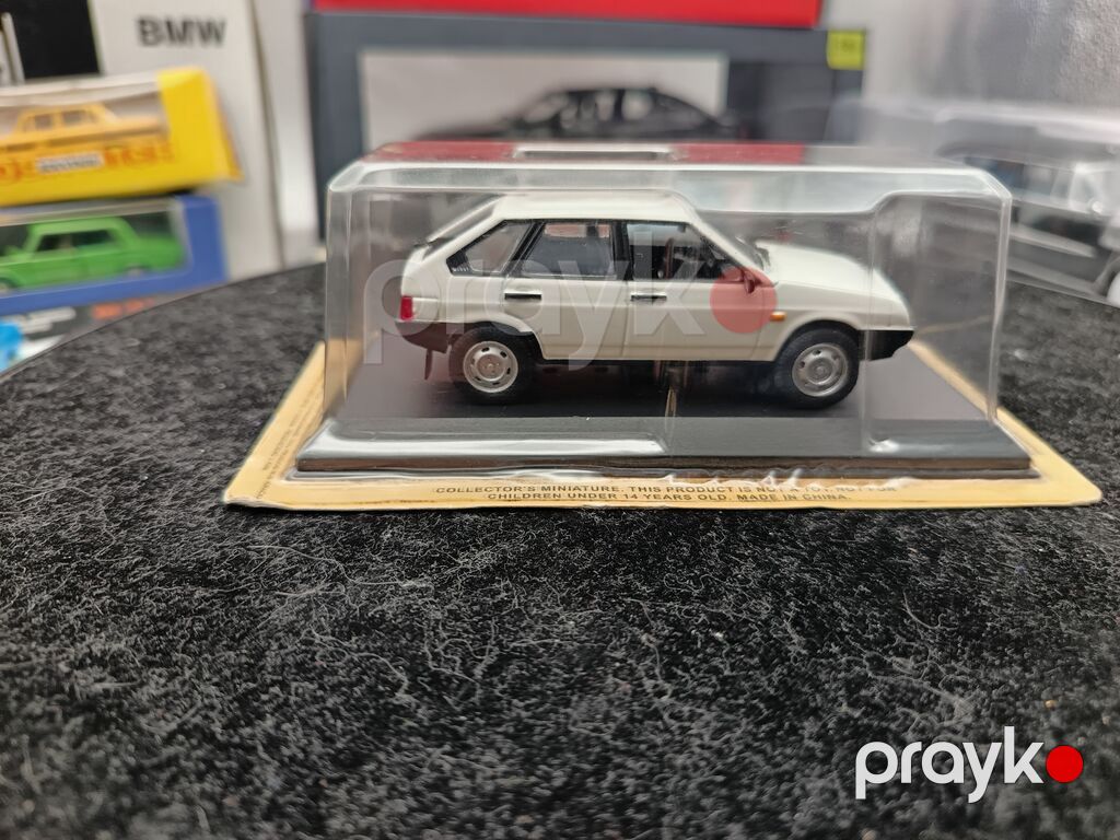 Kolleksionerlər üçün xüsusi təklif Lada Samara VAZ-2109 1/43 — Modellar, Masazır (4)