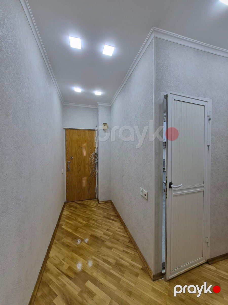 Satılır 2 otaqlı köhnə tikili 45 m² — Mənzil, Bakı (9)