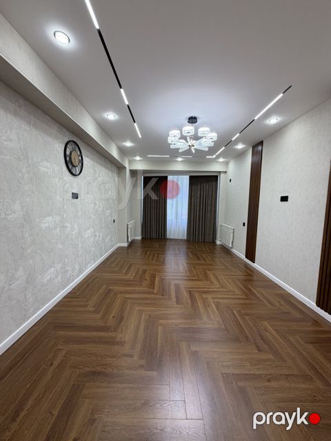 Satılır 3 otaqlı yeni tikili 115 m²
