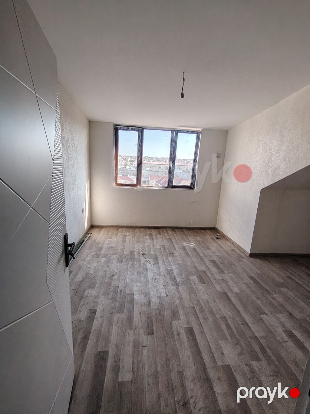 Satılır: mansard tipli 2 otaqlı mənzil - Planlaşdırma: giriş dəhlizi — Mənzil, Xırdalan (2)