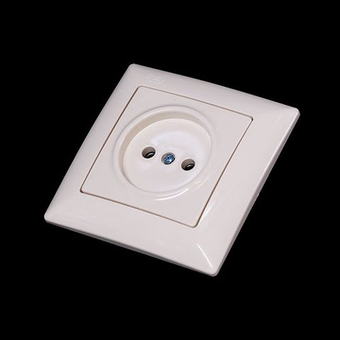 Günsan vısage 28 12 00 100 113 razetka krem — 4.1 ₼ · Bakı · Elektrika Günsan vısage 28 12 00 100 113 razetka krem — Bakı